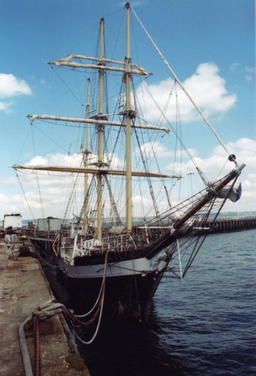 figurehead for pelican of london